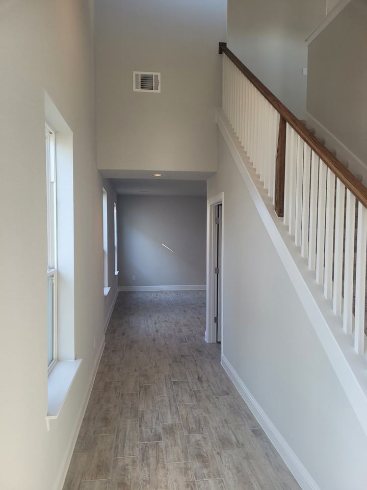 120 Free Stone Dr #NA - Photo 2 of 44