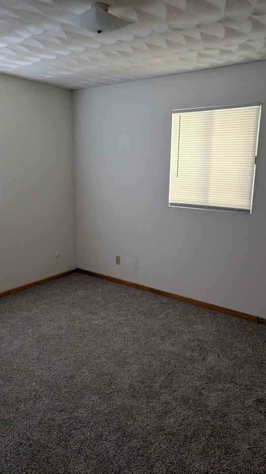 924 Woutat Cir Sw - Photo 2 of 8