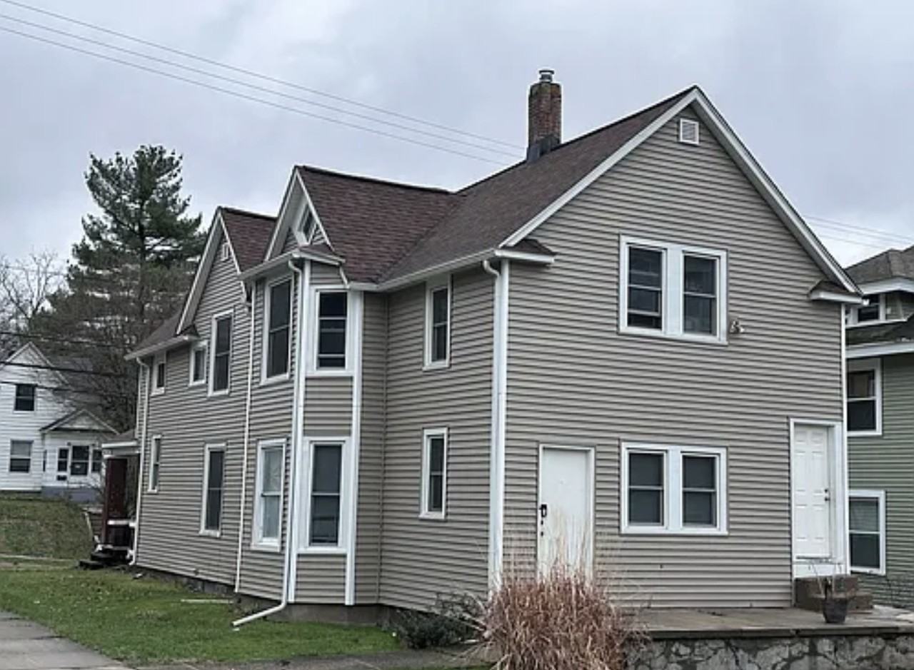729 College Ave Ne - Photo 3 of 22