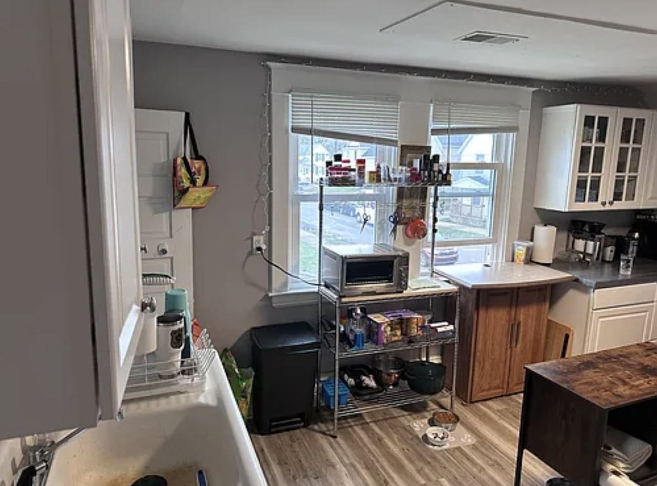 729 College Ave Ne - Photo 4 of 22