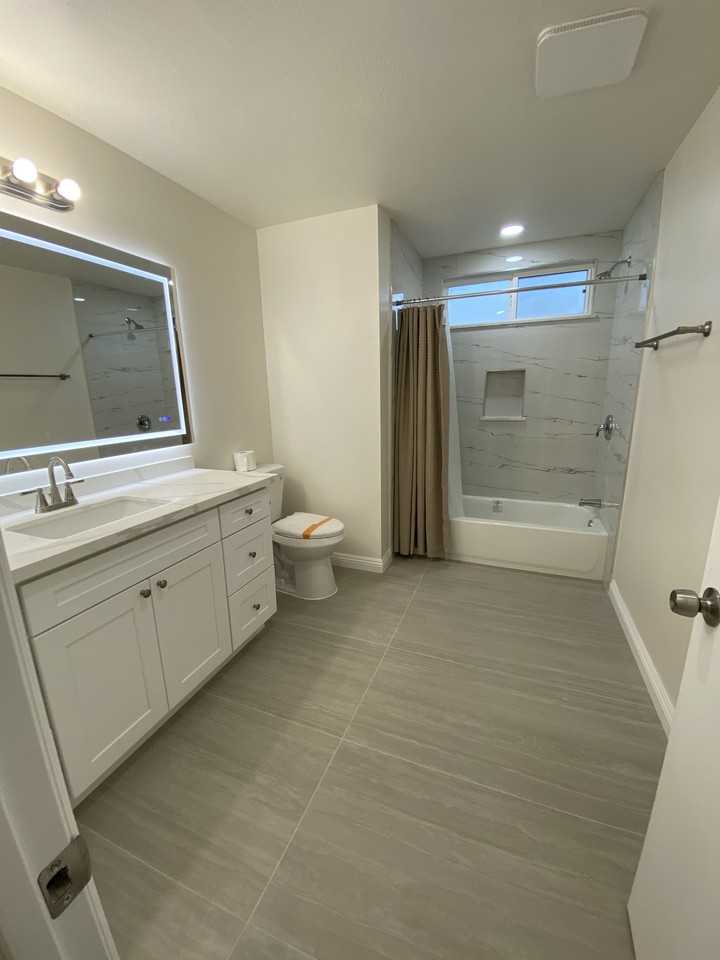5460 Pine Ave #NA - Photo 5 of 22