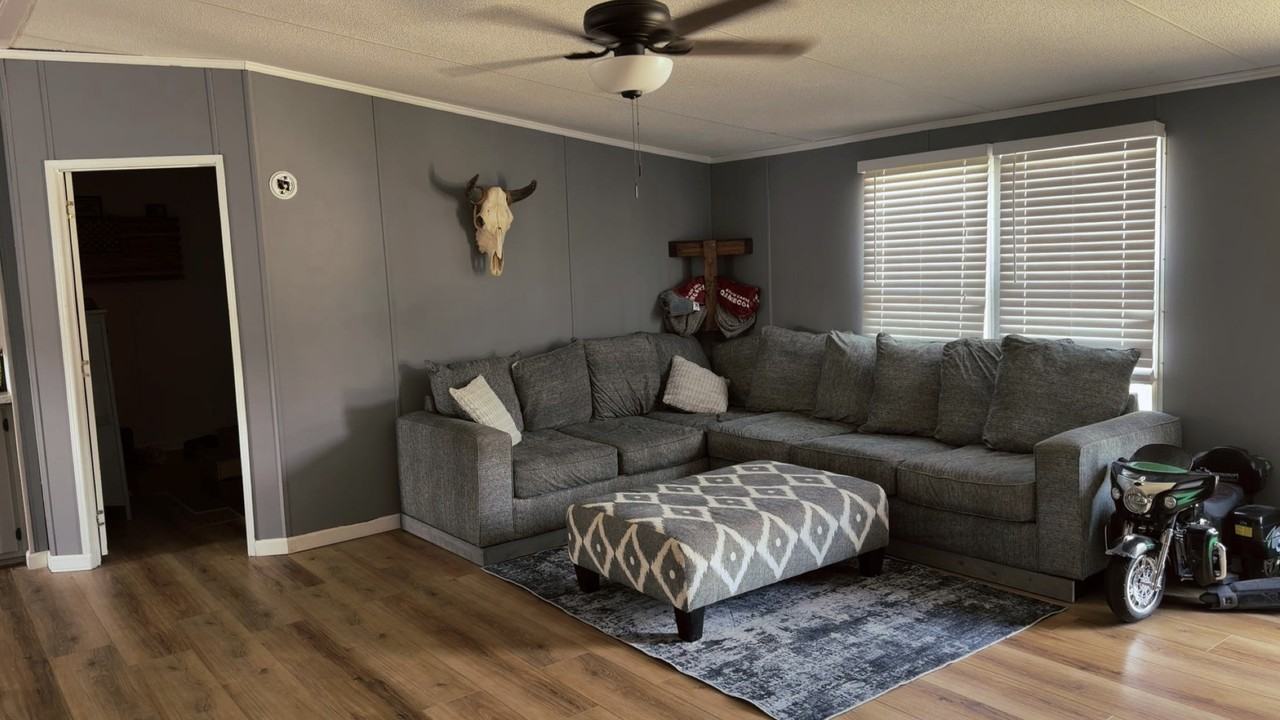 1307 Seaside Dr #NA - Photo 5 of 11