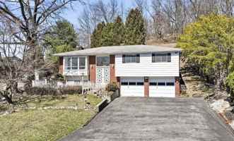 featured image of Siebert Rd #NA