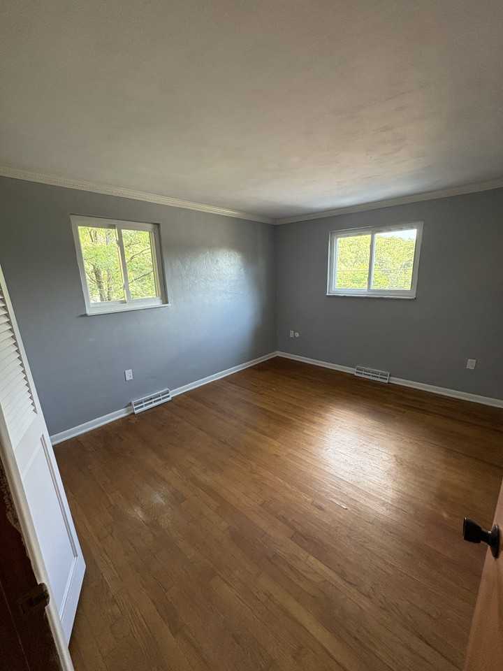 Siebert Rd #NA - Photo 4 of 7
