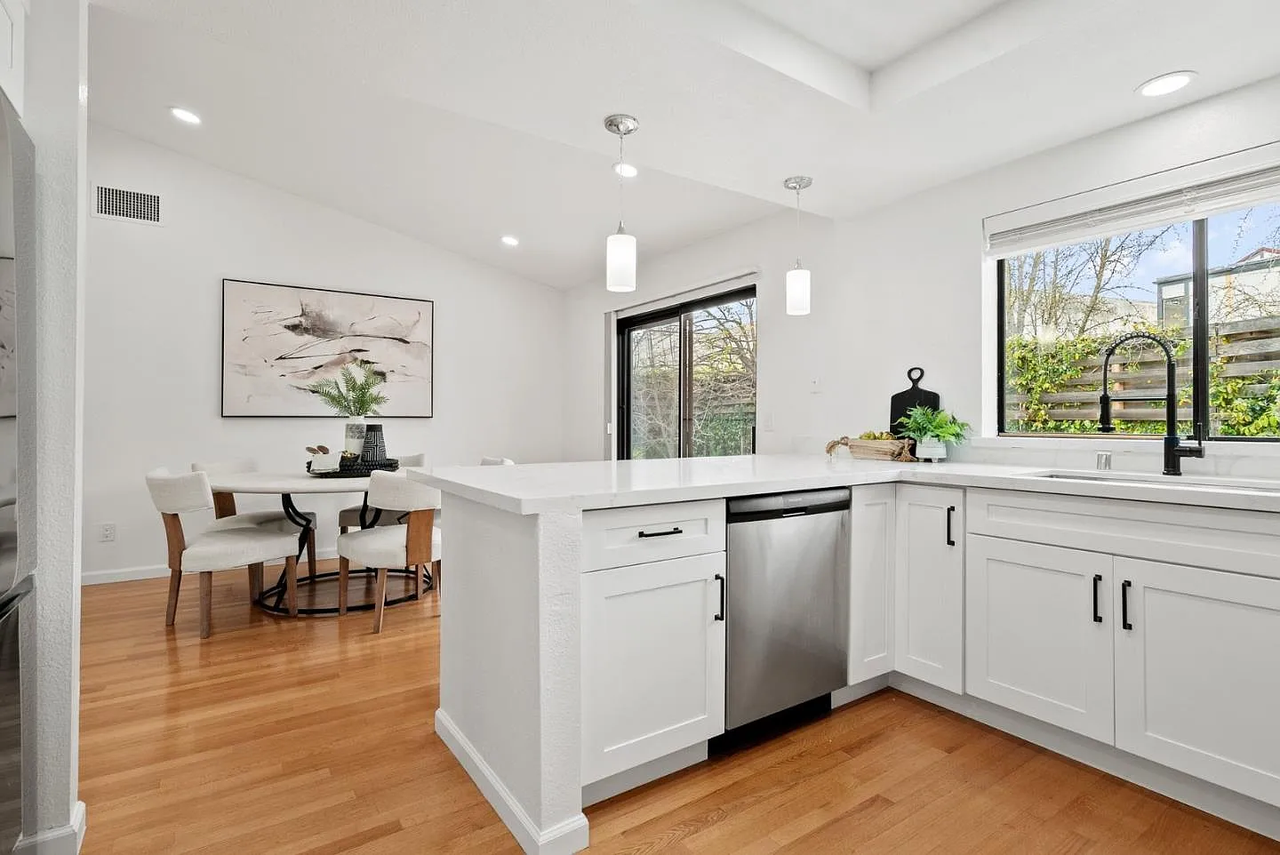 7242 Sharon Dr #NA - Photo 5 of 17