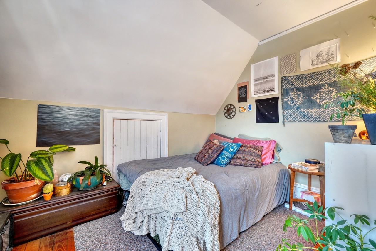 645 Washington St #3 - Photo 3 of 14