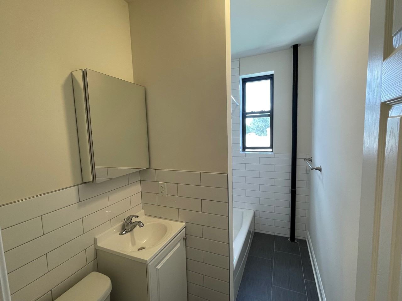 1931 Kennedy Blvd #203 - Photo 4 of 5