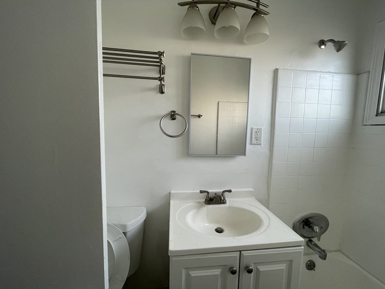 N Gower St & De Longpre Ave #4 - Photo 6 of 13