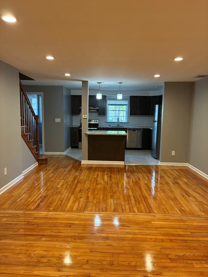 30 Mansfield Dr #902 - Photo 2 of 13