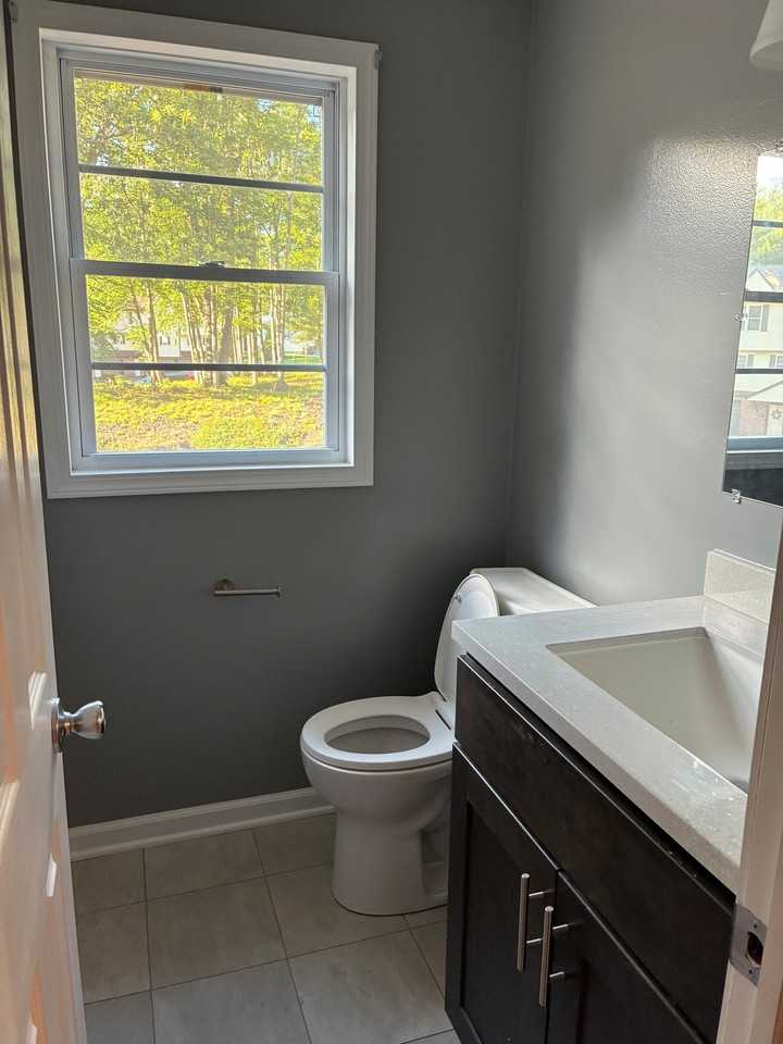 30 Mansfield Dr #902 - Photo 5 of 13