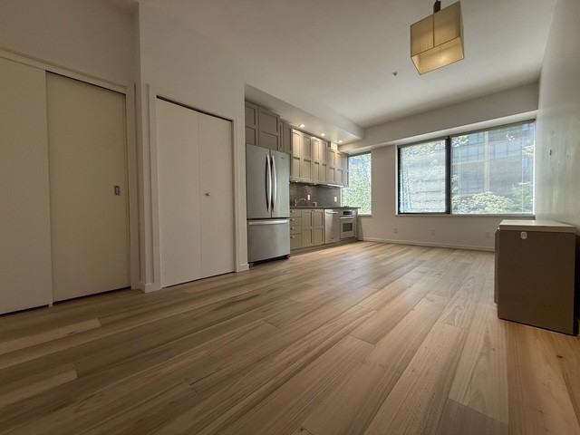 1333 West Georgia Street - Photo 2 of 9