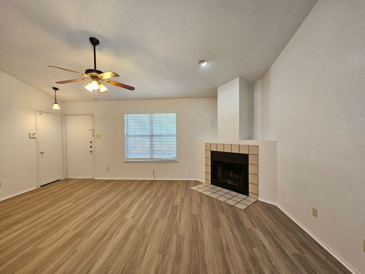 2209 Dickens Dr - Photo 6 of 14