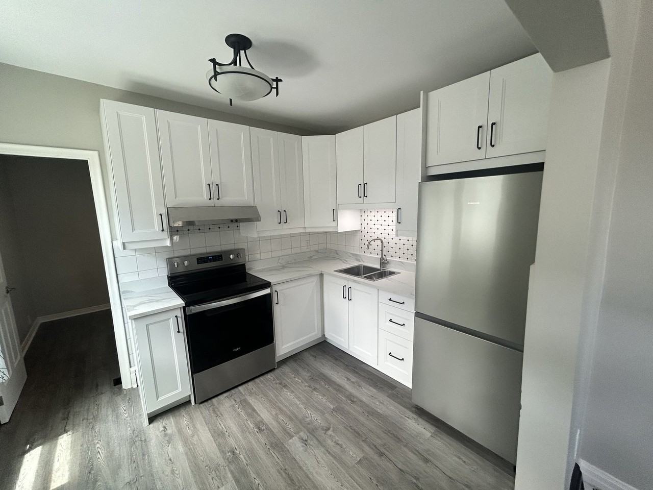 4571 Sixth Ave - Photo 5 of 9