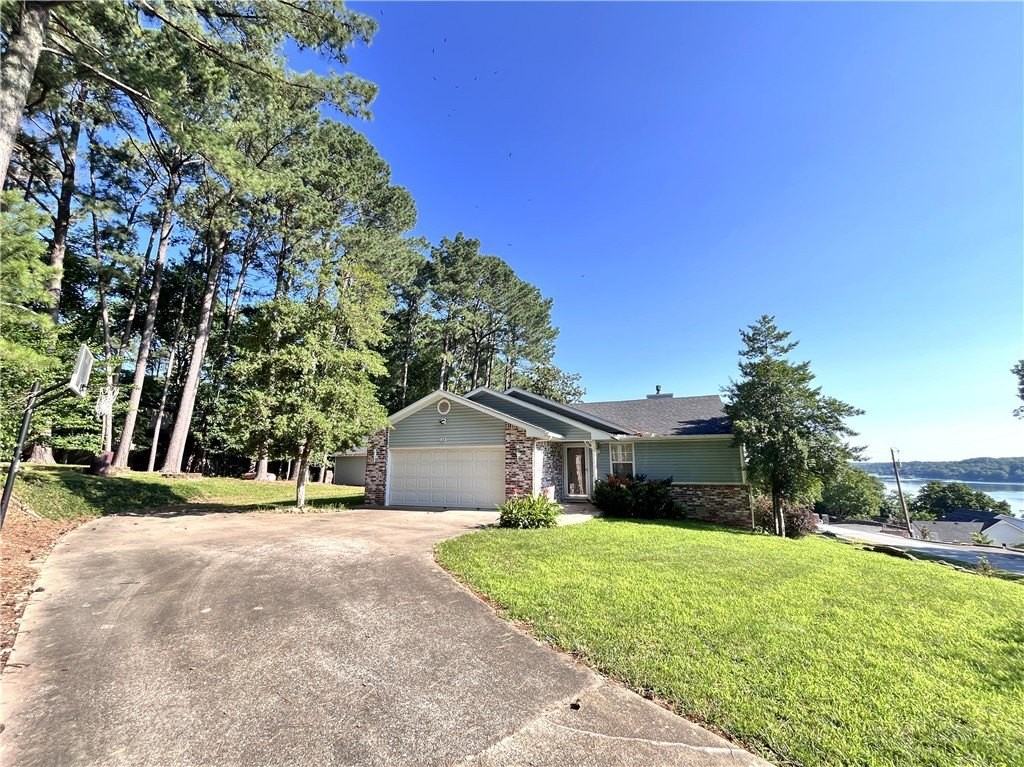 40 Portsmouth Dr - Photo 2 of 41