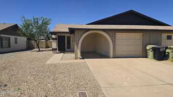 featured image of 5128 W Surrey Ave
