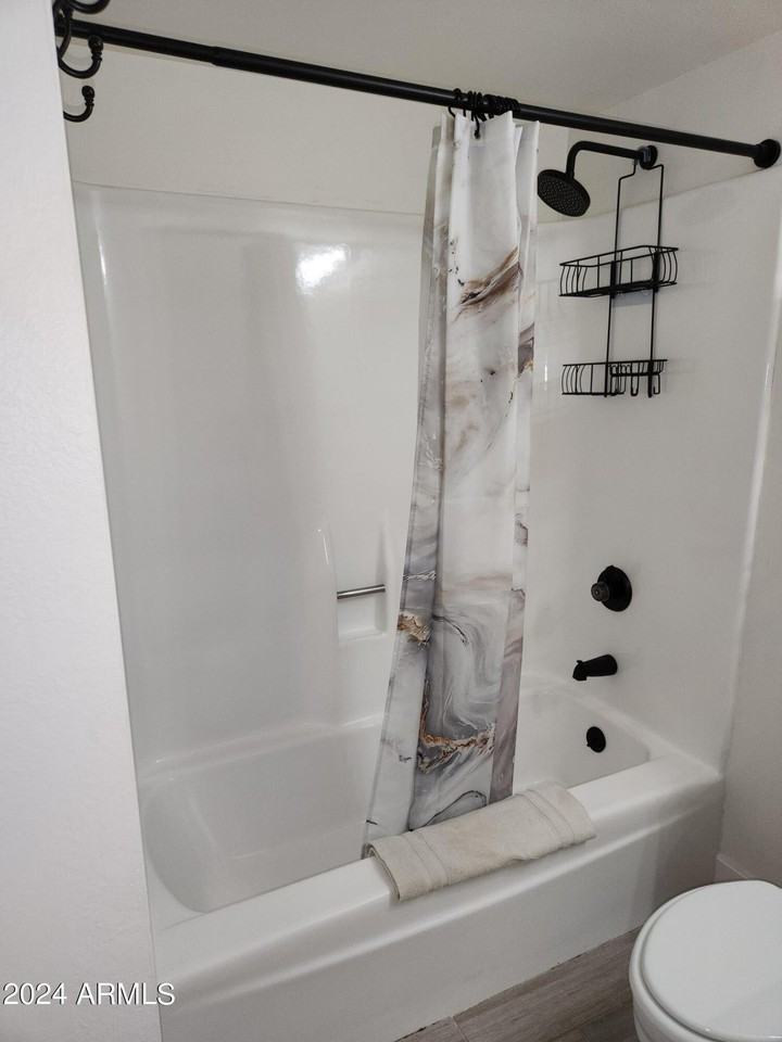 5117 W Acoma Dr - Photo 4 of 15