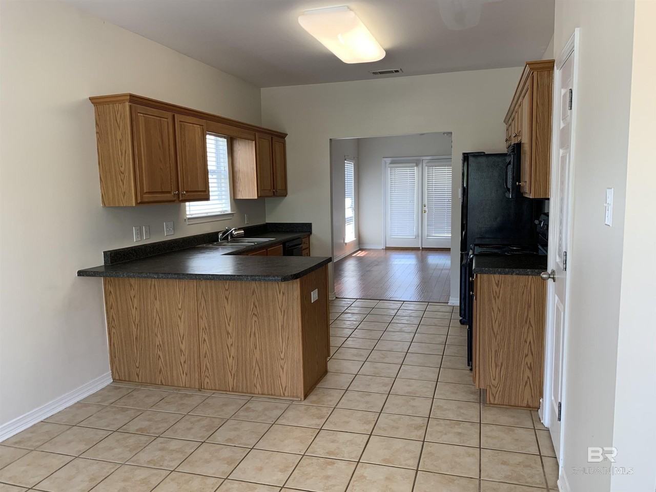 29945 Saint Simon St - Photo 2 of 9