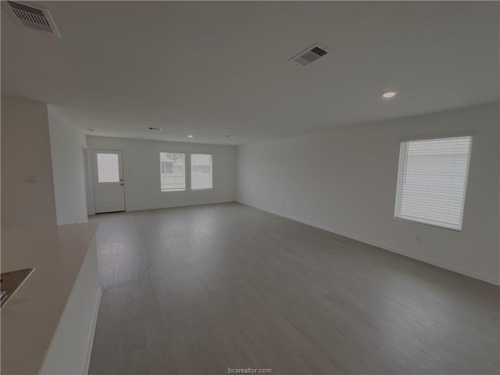 5433 Bear Run - Photo 2 of 12