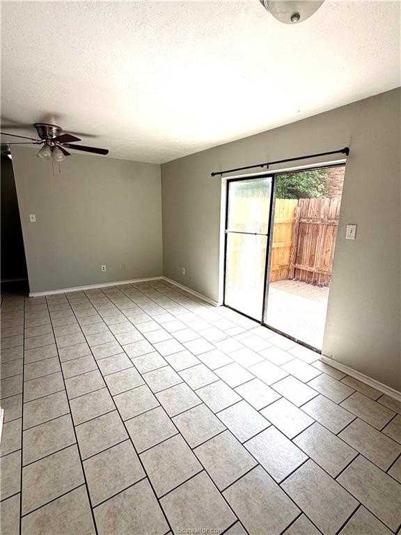 2406 Blanco Dr #D - Photo 5 of 29