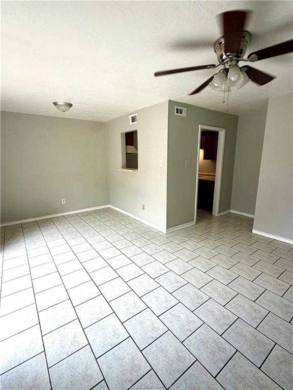 2406 Blanco Dr #D - Photo 7 of 29