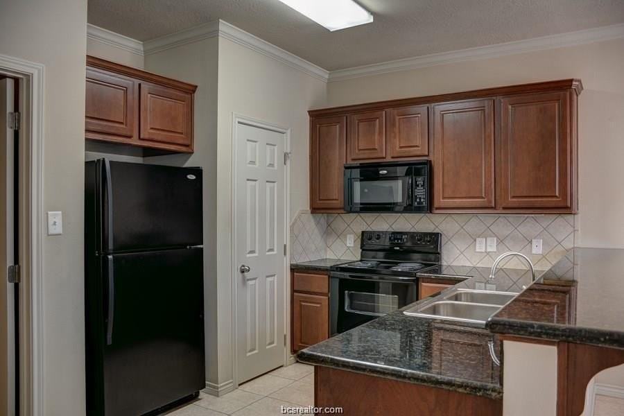 146 Forest Dr - Photo 5 of 14