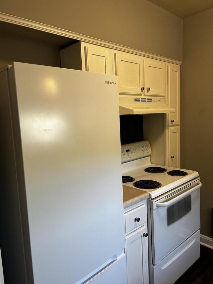 4201 Tacoma Ave #2 - Photo 4 of 9