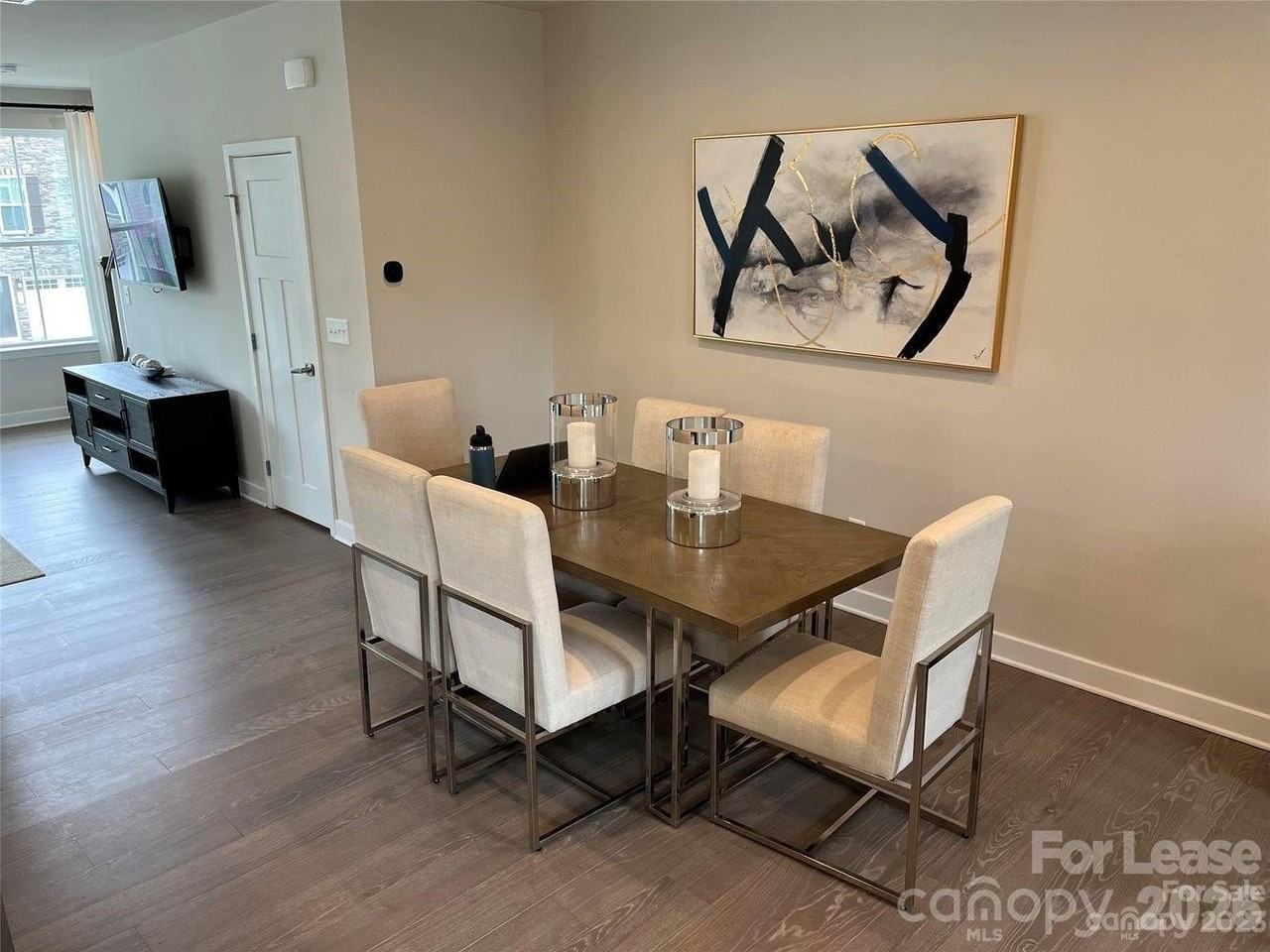 414 Lahinch Dr #5 - Photo 5 of 18