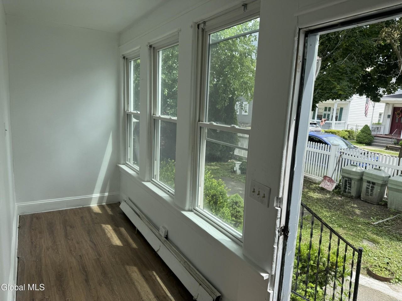 2 1/2 1st St #1 - Photo 5 of 11