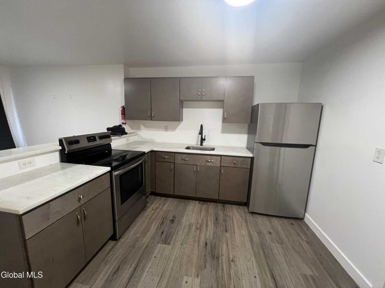 336 Clinton Ave #BS - Photo 3 of 10