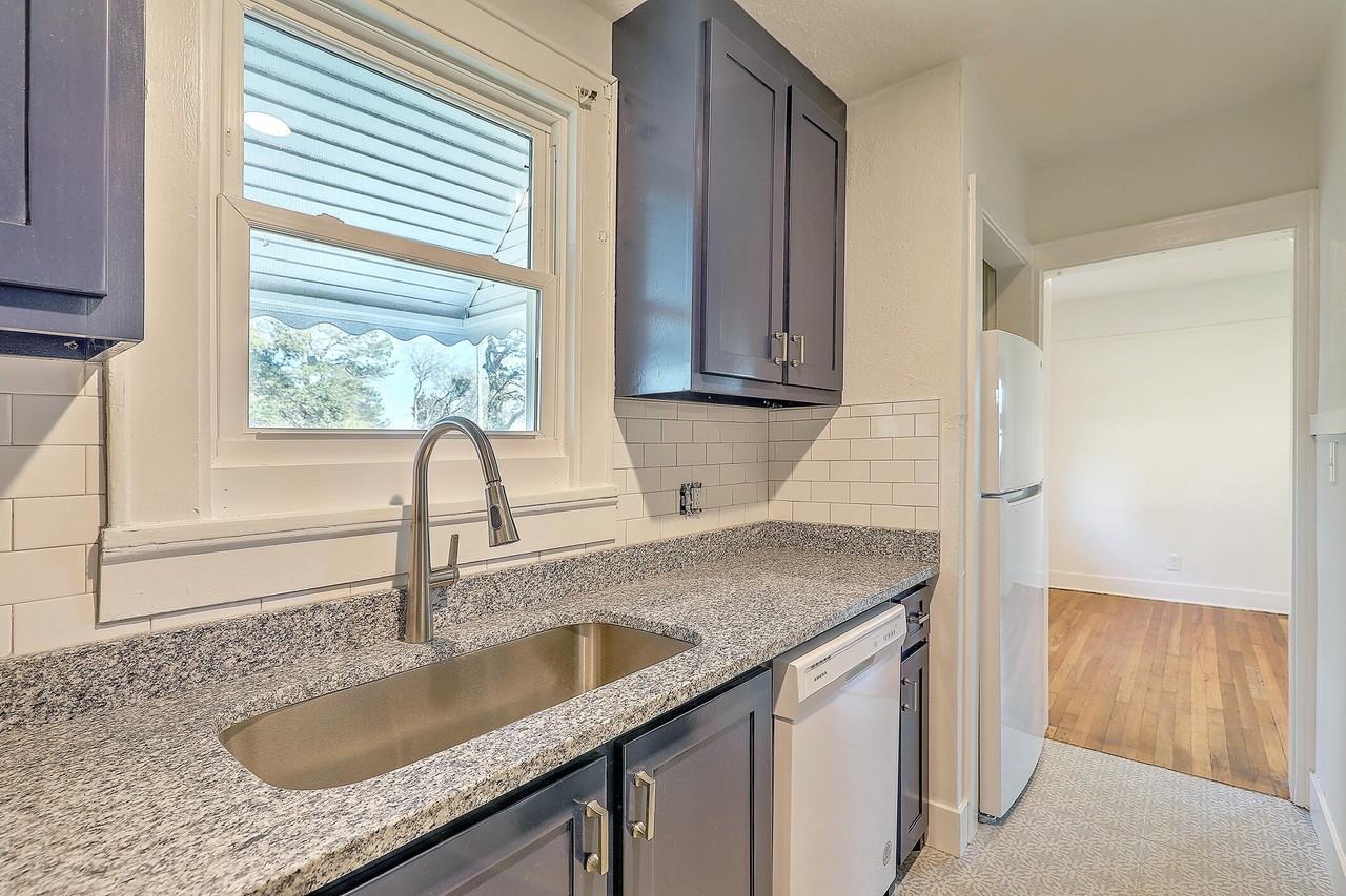 2620 Ranger Dr - Photo 5 of 22