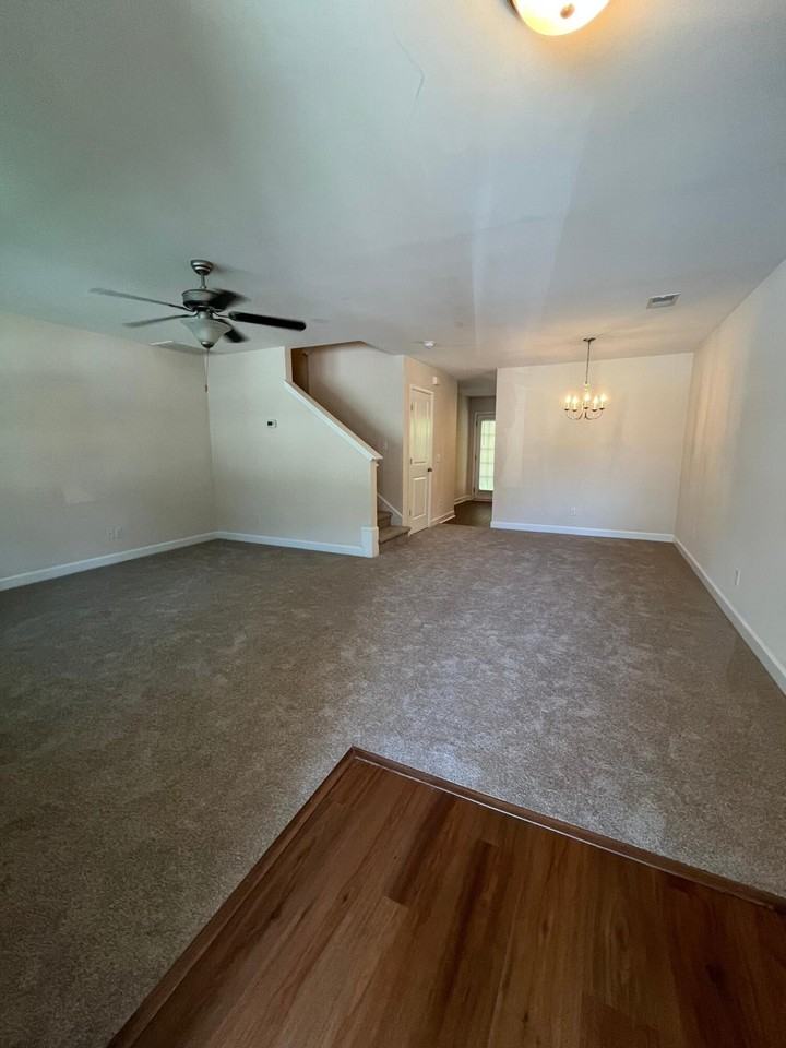 479 Truman Dr - Photo 2 of 12