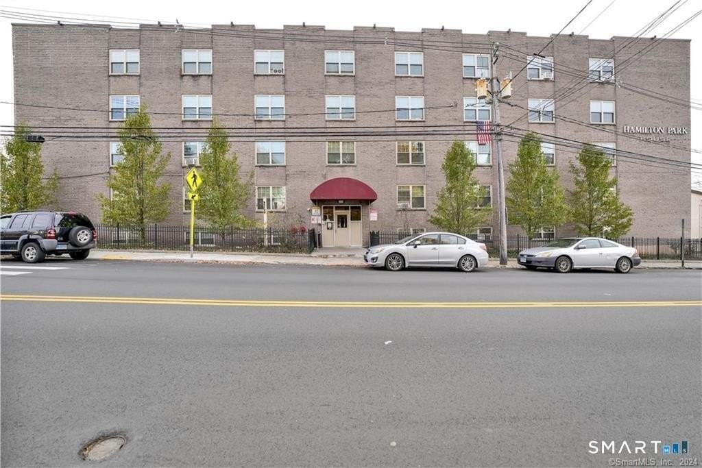 1660 E Main St #1B