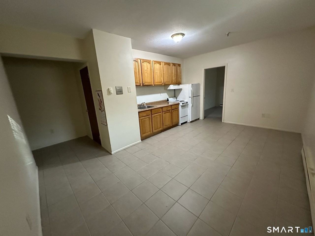 1660 E Main St #1B - Photo 3 of 26