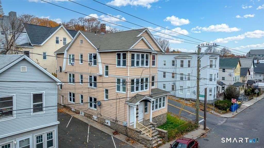 146 Charles St #3rd - Photo 2 of 20