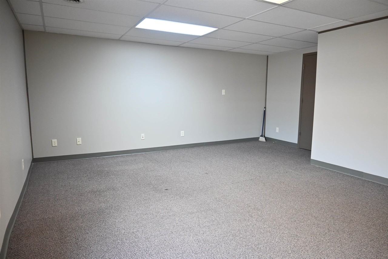 3440 Church St - Photo 5 of 9