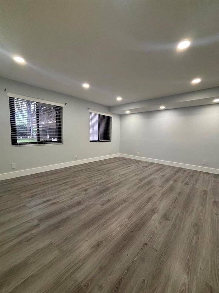 4725 Southwest 62nd Avenue #103 - Photo 4 of 7