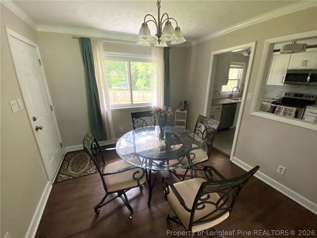 3308 Cranbrook Dr - Photo 3 of 23