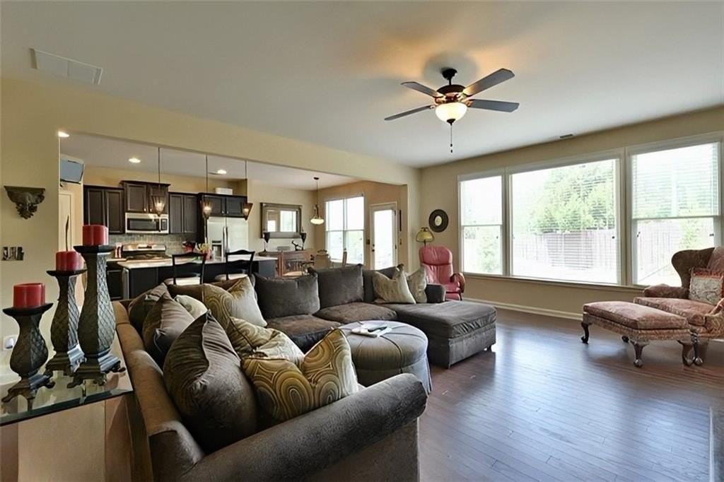 8455 Village School Dr - Photo 5 of 25