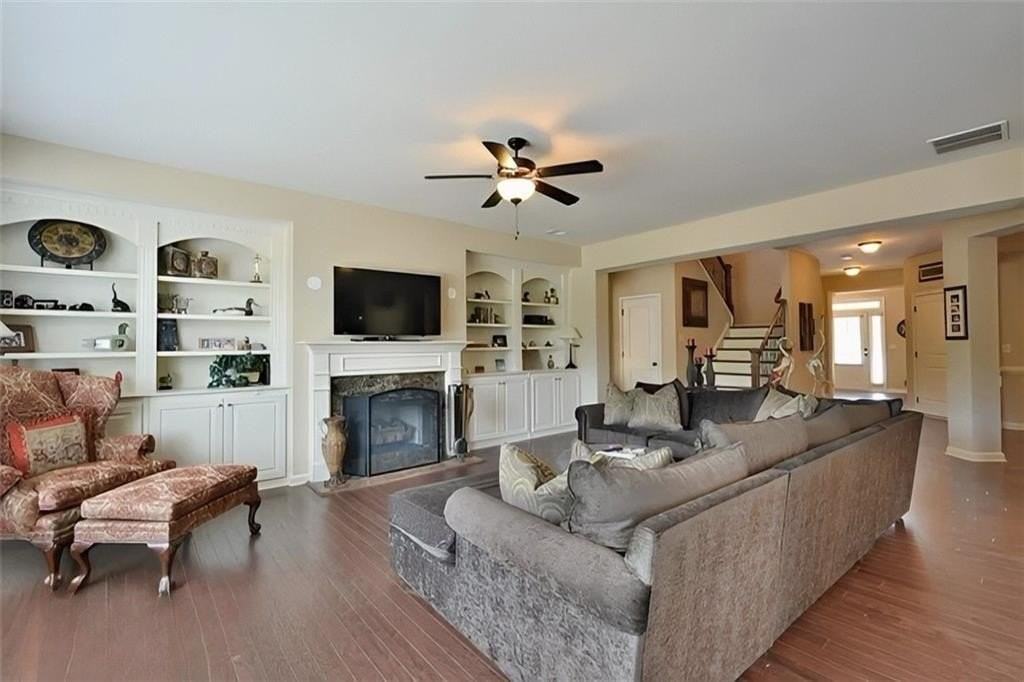 8455 Village School Dr - Photo 7 of 25