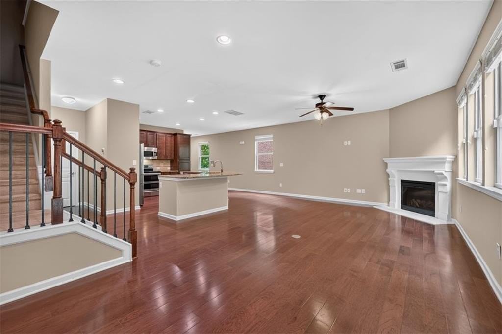 1572 Lenox Overlook Rd Ne - Photo 7 of 44