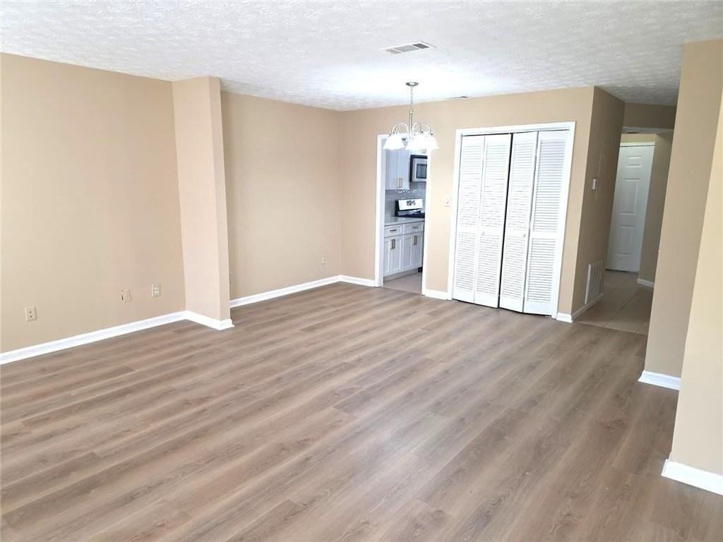 2378 Cove Rd - Photo 5 of 22