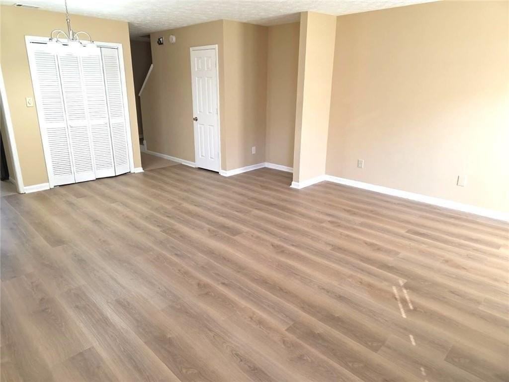 2378 Cove Rd - Photo 6 of 22