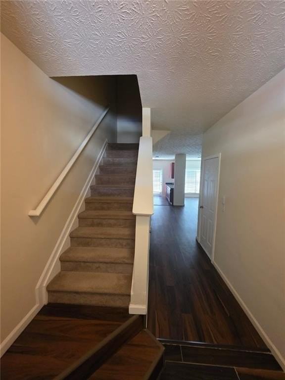 4332 Park Gate Dr #175 - Photo 3 of 24