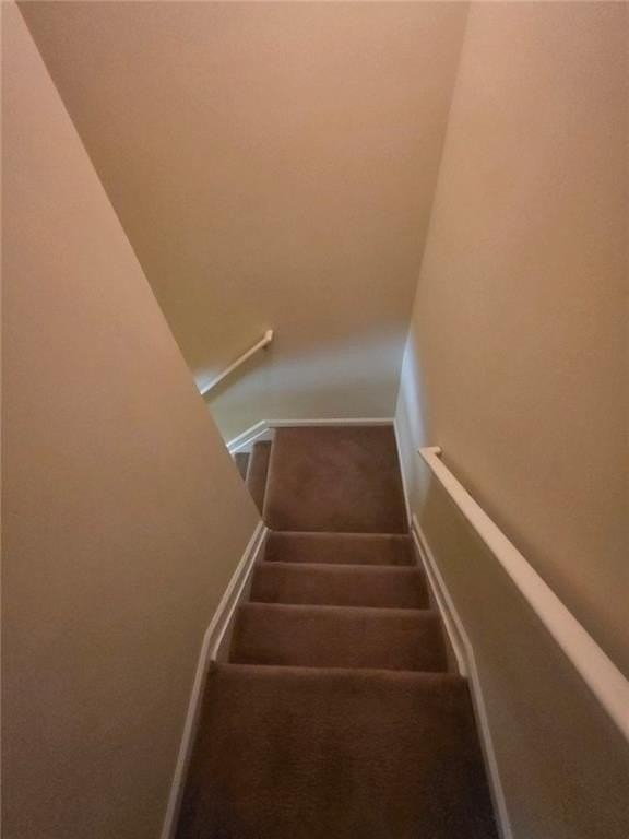 4332 Park Gate Dr #175 - Photo 6 of 24