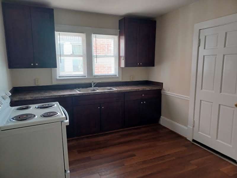 346 Gray Ave #1 - Photo 5 of 12