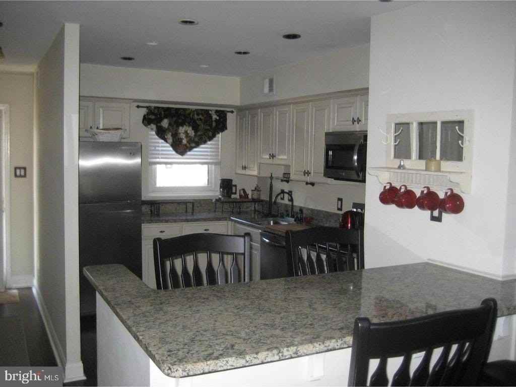 45 Winston Ct - Photo 5 of 25