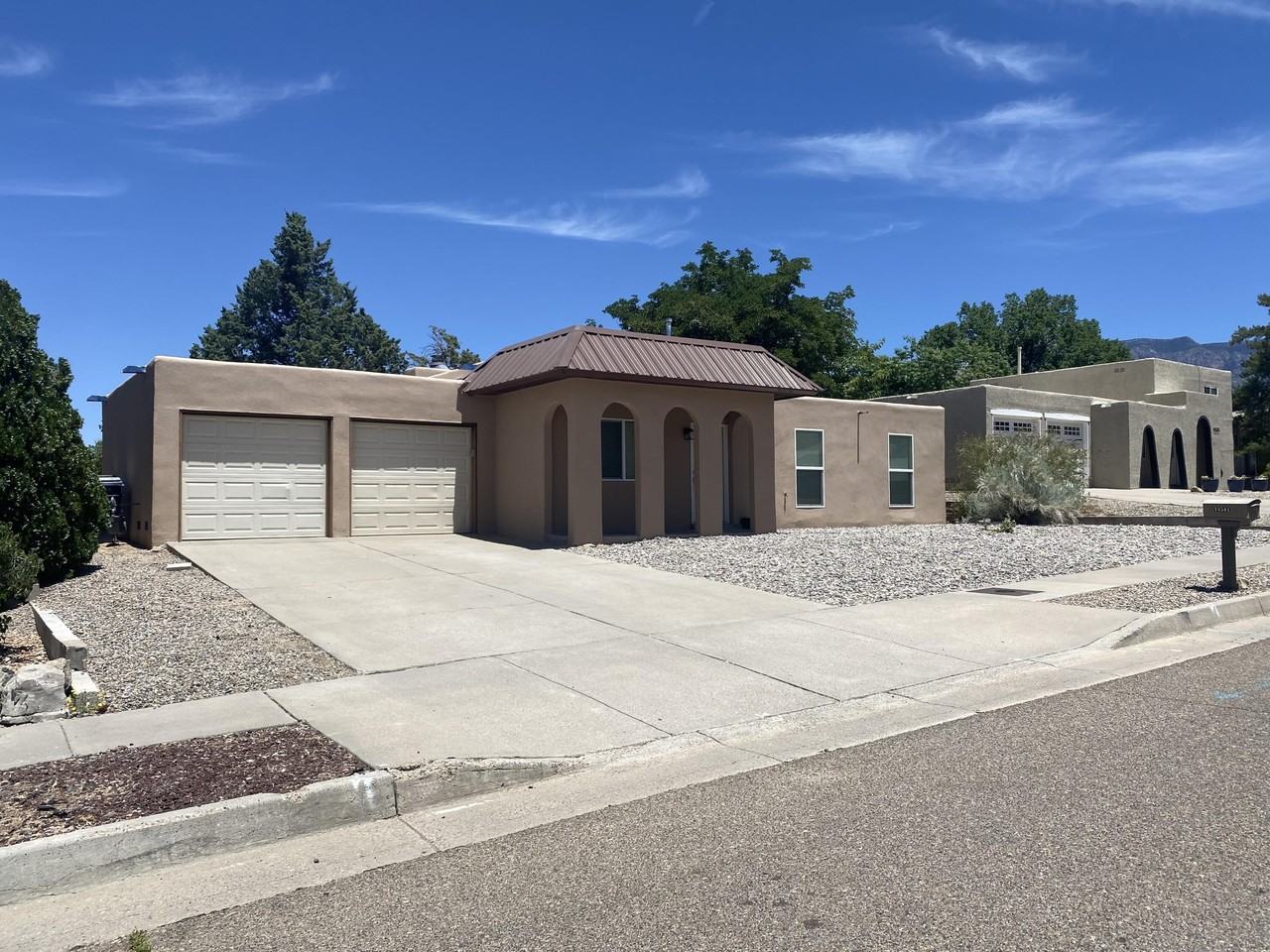 10501 Delicado Pl Ne - Photo 2 of 17