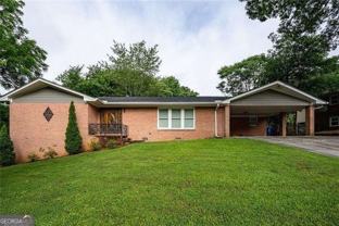 2470 Landeau Cir - Photo 1 of 1