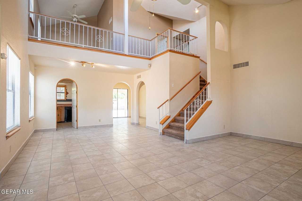 11670 Rufus Brijalba Dr - Photo 6 of 30