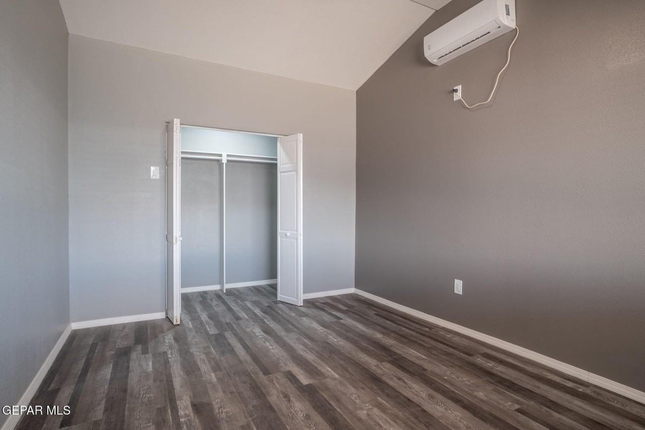 8335 Roseway Dr #2 - Photo 7 of 18